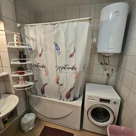 Lala Apartment *